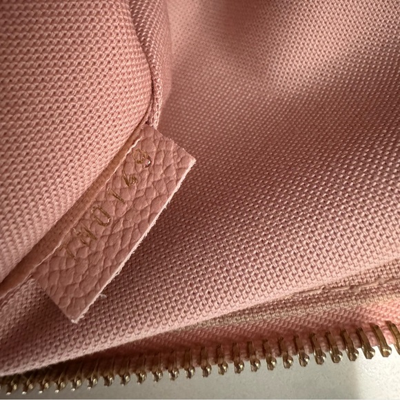 SOLD🥂JUST TODAY💐LOUIS VUITTON empreinte daily pouch rose poundre ballerina 🌸 - Picture 12 of 16